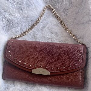 KATE SPADE:Milou West Street Wallet with detachable chain. Color:Port Brown/gold